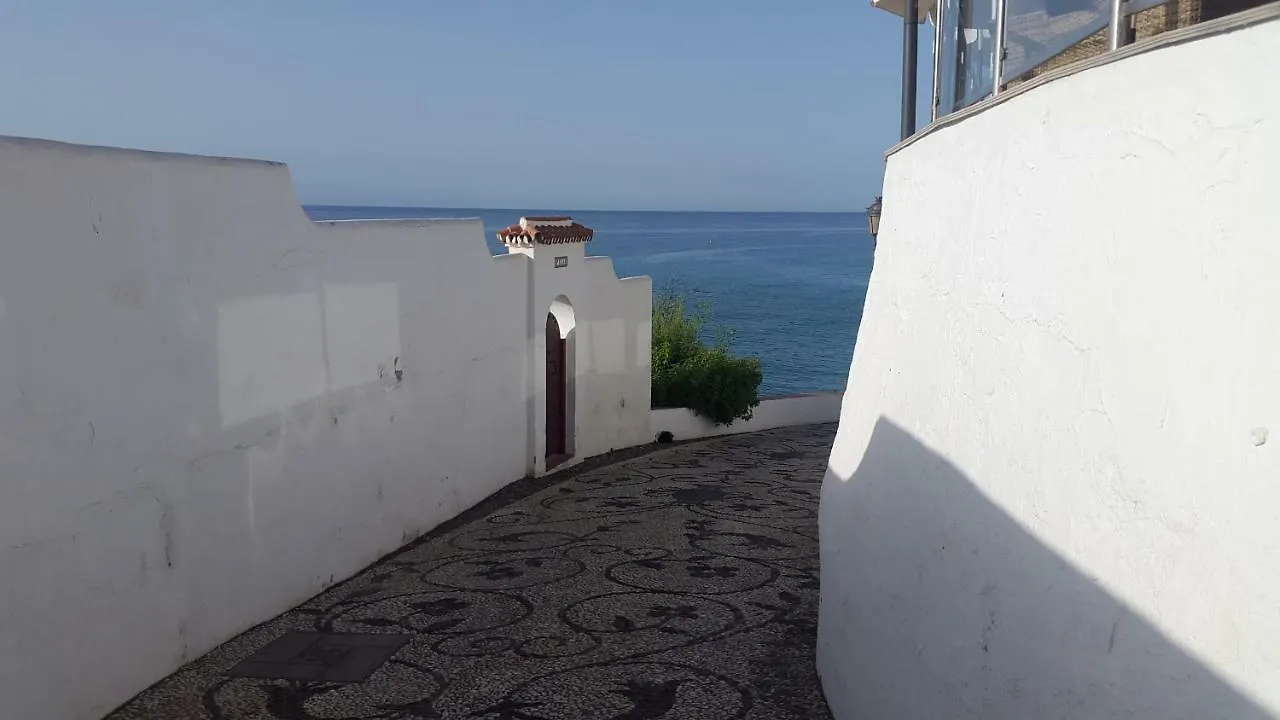Magnifico Piso En Nerja Apartment